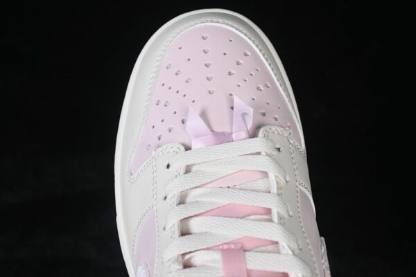 Nike Dunk Low ‘Valentine’s Day’ IQ1145-610 Nike Dunk Low ‘Valentine’s Day’ IQ1145-610