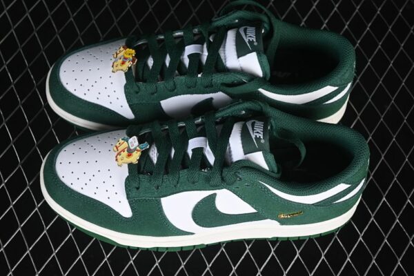 Nike Dunk Low ‘Gorge Green’ IB4417-100