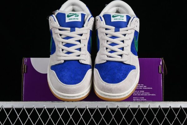 Nike SB Dunk Low ‘Hyper Royal Malachite’ HF3704-001