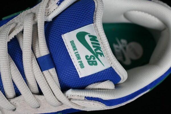Nike SB Dunk Low ‘Hyper Royal Malachite’ HF3704-001