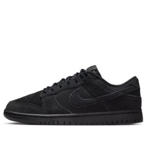 Nike Dunk Low SE ‘Triple Black’ IB6651-001