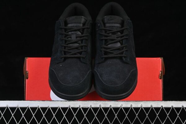 Nike Dunk Low SE ‘Triple Black’ IB6651-001 Nike Dunk Low SE ‘Triple Black’ IB6651-001