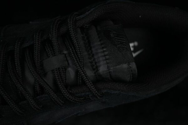 Nike Dunk Low SE ‘Triple Black’ IB6651-001 Nike Dunk Low SE ‘Triple Black’ IB6651-001