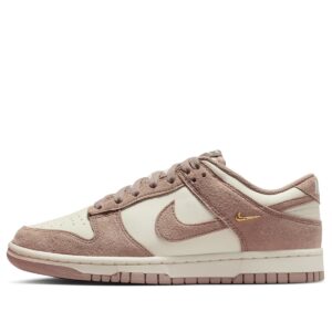 Nike Dunk Low ‘Malt’ IB4417-105