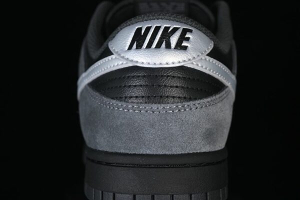 Nike Dunk Low ‘Black Metallic Silver’ II7636-001