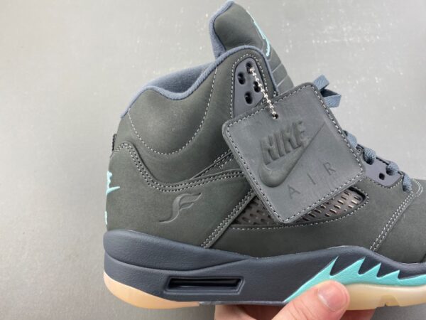 AJ 5 Retro x SoleFly IU0734-001 AJ 5 Retro x SoleFly IU0734-001