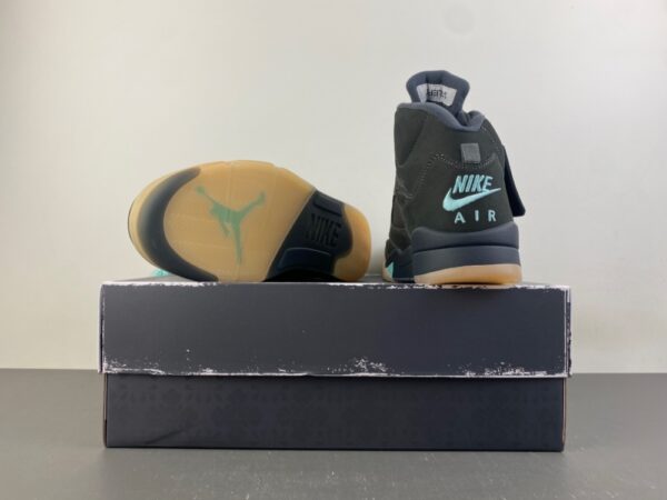 AJ 5 Retro x SoleFly IU0734-001 AJ 5 Retro x SoleFly IU0734-001