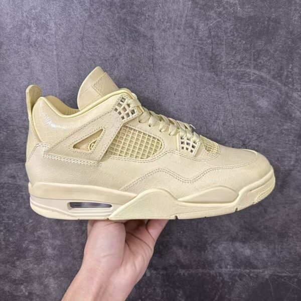 AJ 4 x J Balvin “Amazonas” IW2872-700