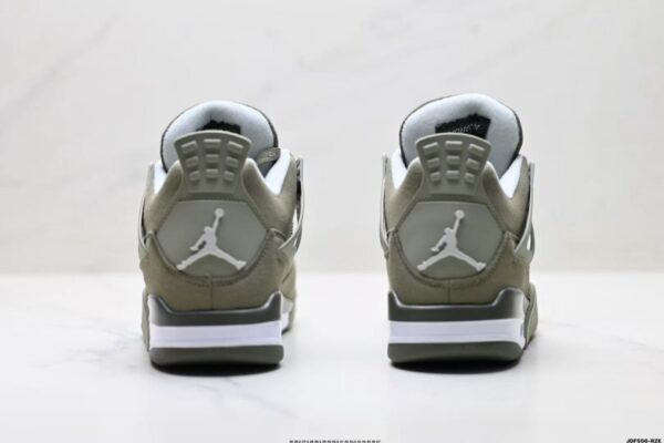 AJ 4 “Light Army” JA5911-320