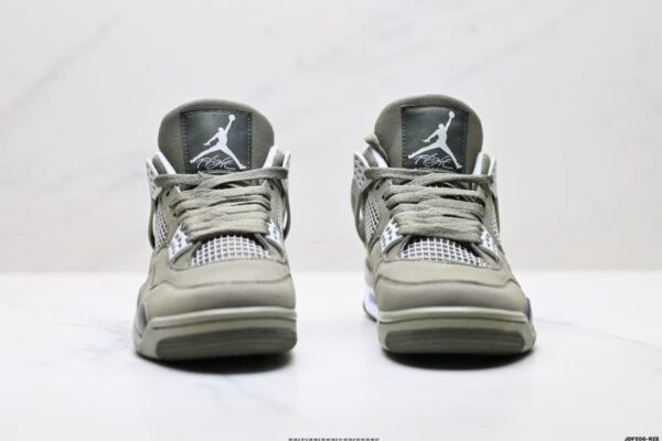 AJ 4 “Light Army” JA5911-320
