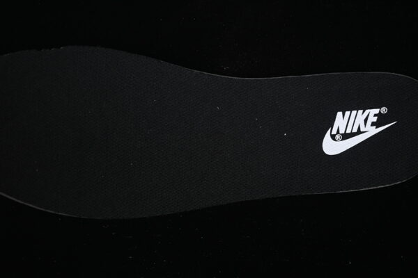 Nike Dunk Low ‘Black White Swoosh’ IO7606-010