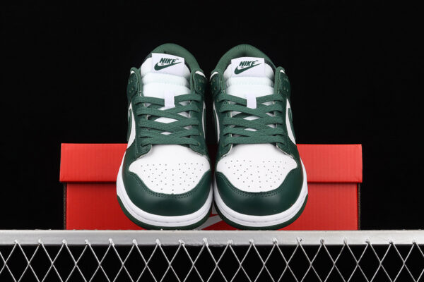 Nike Dunk Low ‘Michigan State’ DD1391-101