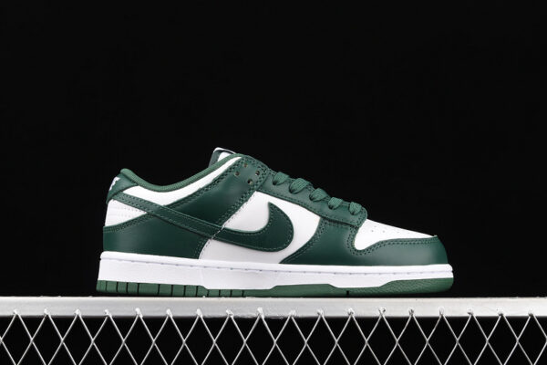 Nike Dunk Low ‘Michigan State’ DD1391-101