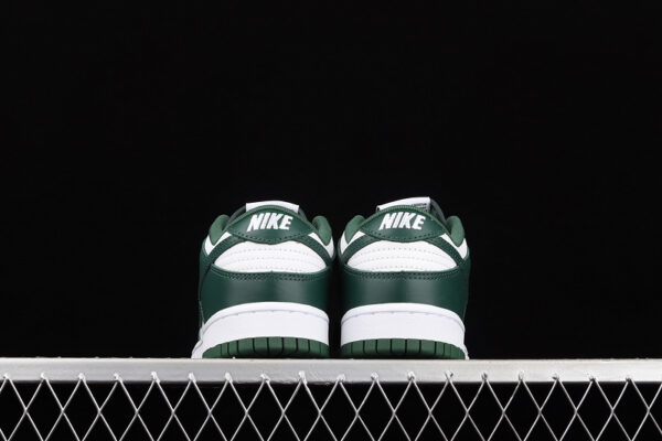 Nike Dunk Low ‘Michigan State’ DD1391-101
