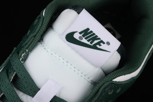 Nike Dunk Low ‘Michigan State’ DD1391-101