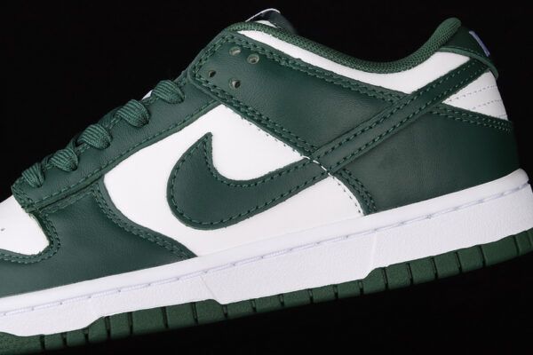 Nike Dunk Low ‘Michigan State’ DD1391-101