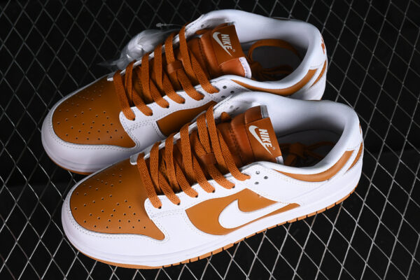 Nike Dunk Low CO.JP ‘Reverse Curry’ FQ6965-700