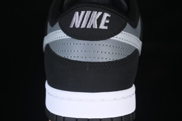 Nike Dunk Low ‘Black Smoke Grey’ IB3079-001 Nike Dunk Low ‘Black Smoke Grey’ IB3079-001