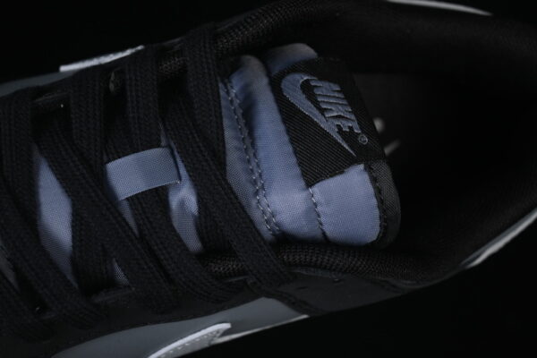 Nike Dunk Low ‘Black Smoke Grey’ IB3079-001 Nike Dunk Low ‘Black Smoke Grey’ IB3079-001
