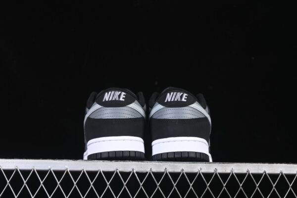Nike Dunk Low ‘Black Smoke Grey’ IB3079-001 Nike Dunk Low ‘Black Smoke Grey’ IB3079-001