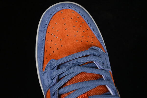 Nike SB Dunk Low ‘Light Carbon Monarch’ HF3063-002 Nike SB Dunk Low ‘Light Carbon Monarch’ HF3063-002