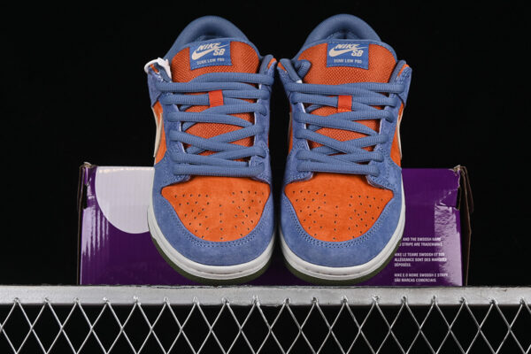 Nike SB Dunk Low ‘Light Carbon Monarch’ HF3063-002 Nike SB Dunk Low ‘Light Carbon Monarch’ HF3063-002