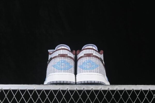 AJ 1 Low ‘Boucle’ IZ6154-121