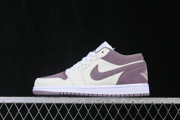 AJ 1 Low ‘Swan Purple Smoke’ DC0774-117