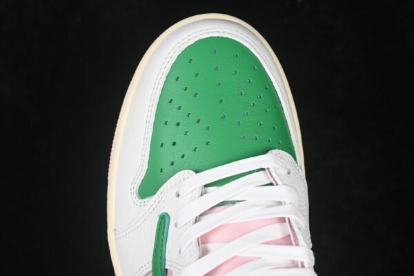 AJ 1 Low Travis Scott ‘Strawberry Matcha’ IQ7605-065