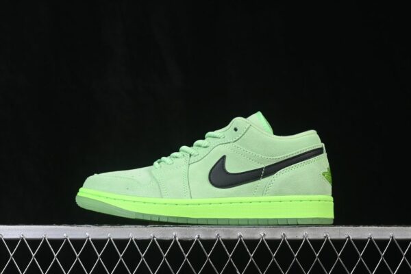 AJ 1 Low SE ‘Lime Blast’ IV6501-337 AJ 1 Low SE ‘Lime Blast’ IV6501-337