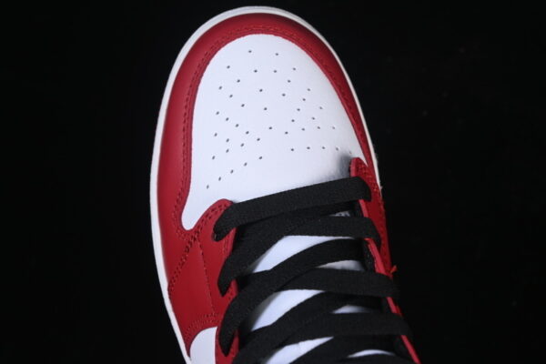 AJ 1 Mid ‘Chicago’ 554725-173