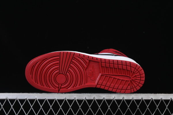 AJ 1 Mid ‘Chicago’ 554725-173