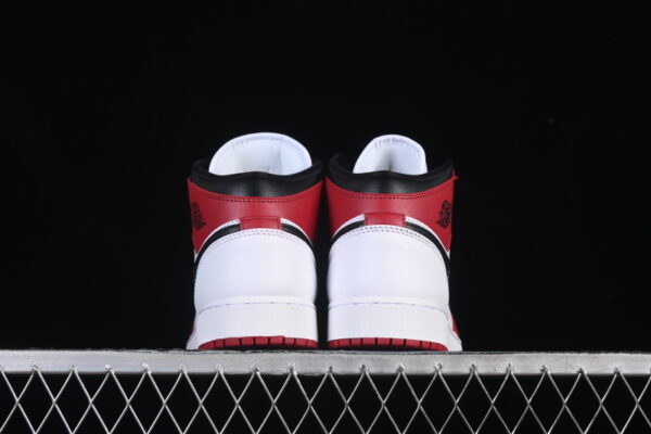 AJ 1 Mid ‘Chicago’ 554725-173