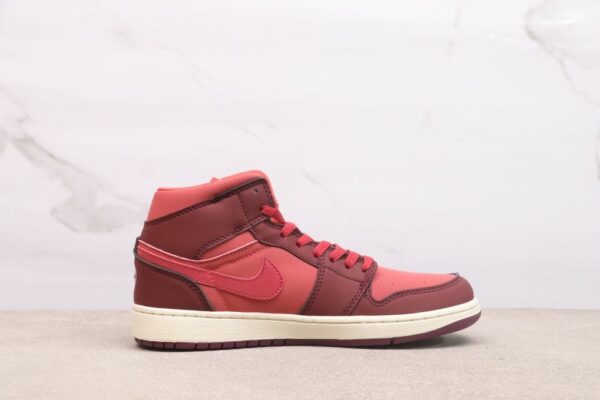 AJ 1 Mid ‘Valentines Day’ IB7018-600 AJ 1 Mid ‘Valentines Day’ IB7018-600