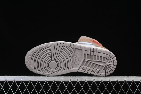 AJ 1 Mid ‘Rattan White College Grey’ DQ8426-200 AJ 1 Mid ‘Rattan White College Grey’ DQ8426-200