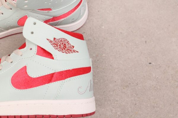 AJ 1 High Zoom CMFT 2 ‘Valentines Day’ DV1304-106