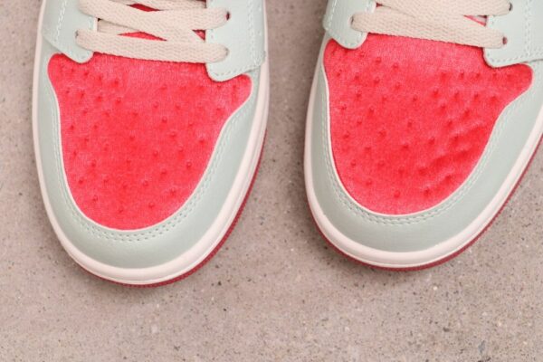 AJ 1 High Zoom CMFT 2 ‘Valentines Day’ DV1304-106