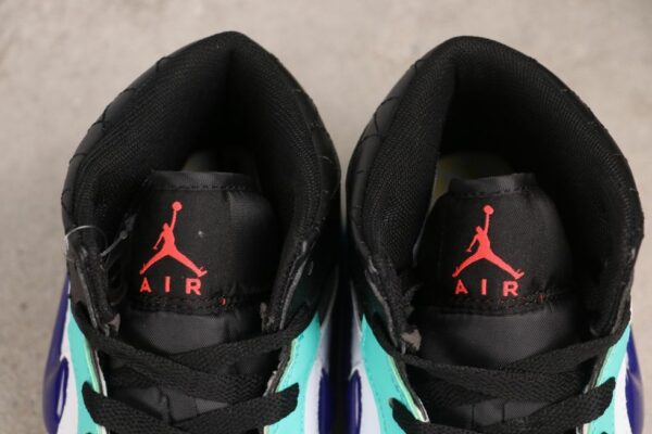 AJ 1 Mid SE ‘Formula 23’ FQ8095-001 AJ 1 Mid SE ‘Formula 23’ FQ8095-001