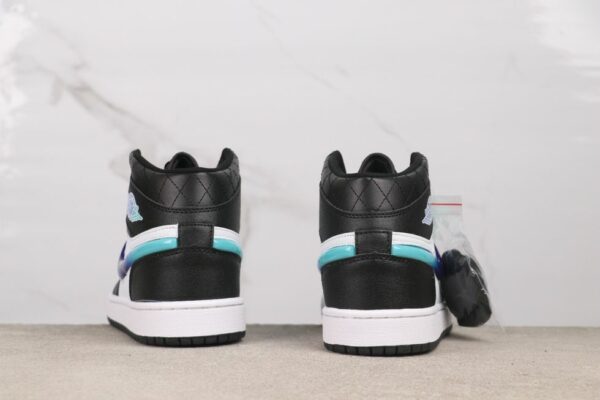 AJ 1 Mid SE ‘Formula 23’ FQ8095-001 AJ 1 Mid SE ‘Formula 23’ FQ8095-001