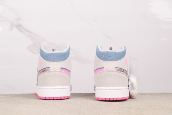 AJ 1 Mid ‘Denim Sequin’ HQ1999-400 AJ 1 Mid ‘Denim Sequin’ HQ1999-400