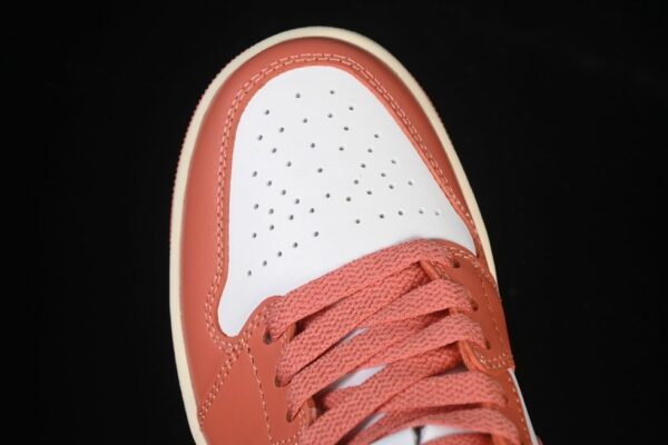 AJ 1 Mid ‘Madder Root’ BQ6472-180 AJ 1 Mid ‘Madder Root’ BQ6472-180
