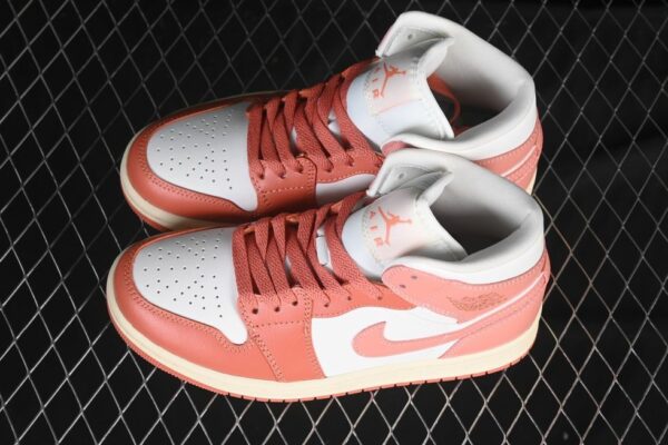 AJ 1 Mid ‘Madder Root’ BQ6472-180 AJ 1 Mid ‘Madder Root’ BQ6472-180