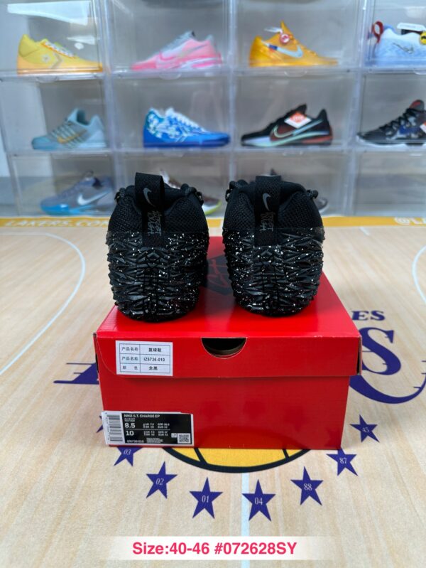Nike S.T. Charge EP ‘Black Crimson’ IO8062-003