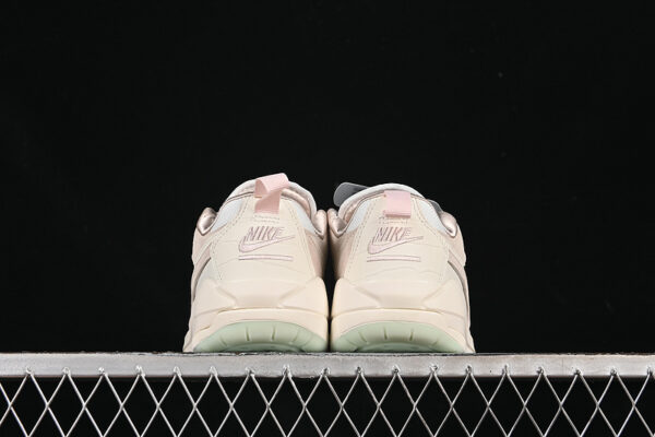 AJ CMFT Era ‘Soft Pearl’ IH7325-101 AJ CMFT Era ‘Soft Pearl’ IH7325-101