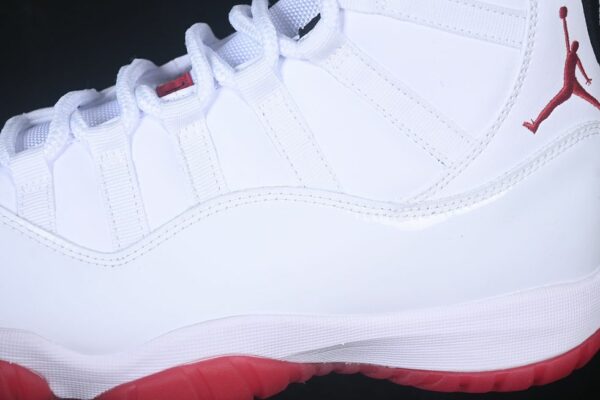 AJ 11 Retro ‘White Varsity Red’ CT8012-160