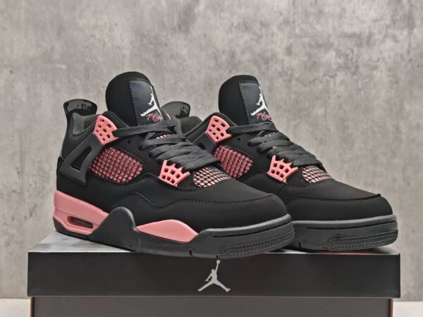 AJ 4 Retro ‘Pink Thunder’ HV0823-001