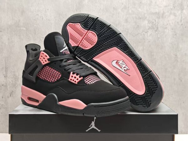 AJ 4 Retro ‘Pink Thunder’ HV0823-001