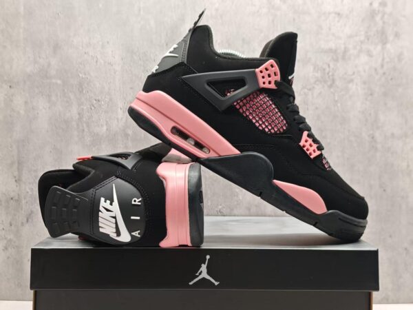 AJ 4 Retro ‘Pink Thunder’ HV0823-001