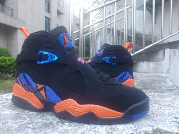 AJ 8 Retro ‘Knicks’ IX8479-010