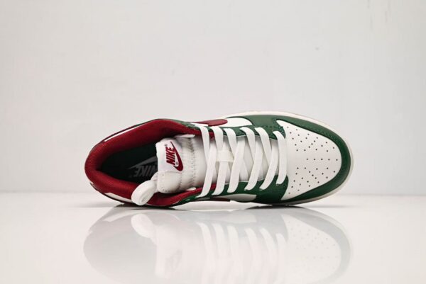 Nike Dunk Low ‘Gorge Green / Team Red’ FB7160-161